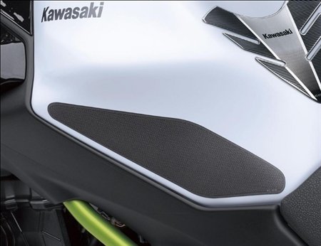 Kawasaki Z650 Knee Pad set